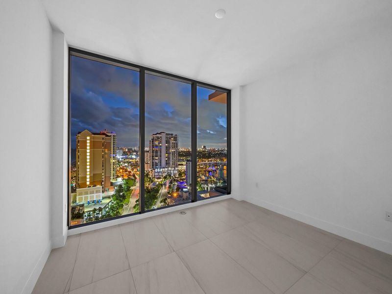 Spacious, unfurnished interior of a new home in , Fort Lauderdale (Image 37). Spacious, unfurnished interior of a new home in , Fort Lauderdale (Image 37).