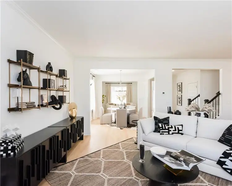 Furnished interior view inside a new home in Hellen Valley, Braselton (Image 10).
