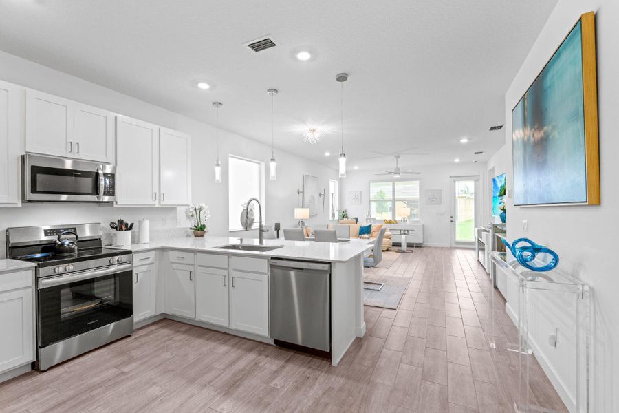 6-web-or-mls-A7404137 6-web-or-mls-A7404137