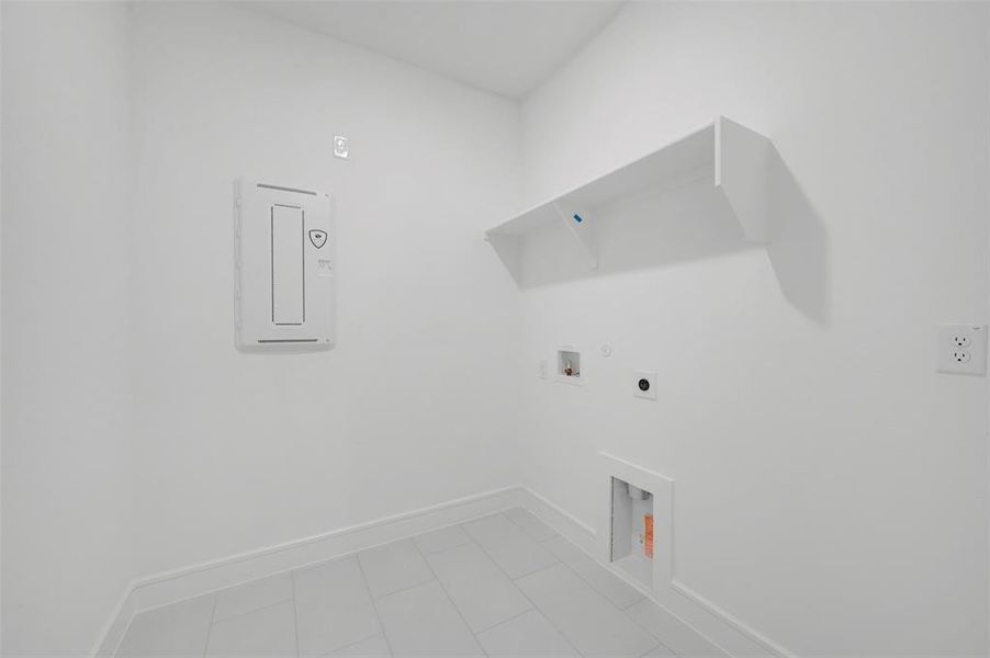 Spacious, unfurnished interior of a new home in Heritage Ranch, Sherman (Image 24).