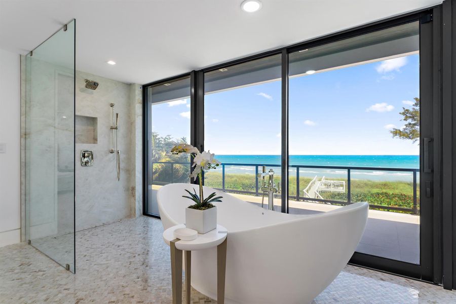 Furnished interior view inside a new home in , Jupiter Island (Image 8).