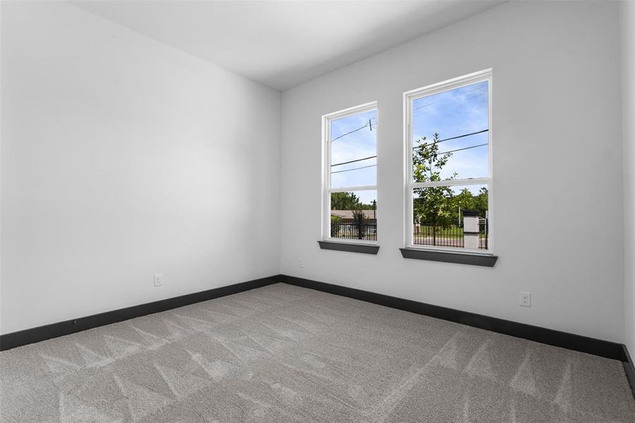 Spacious, unfurnished interior of a new home in , Dallas (Image 17).