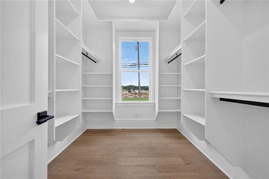 Spacious, unfurnished interior of a new home in , Lawrenceville (Image 49).