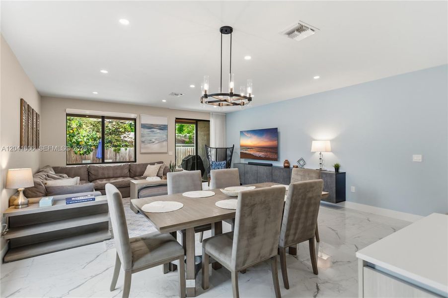 Furnished interior view inside a new home in , Fort Lauderdale (Image 7).