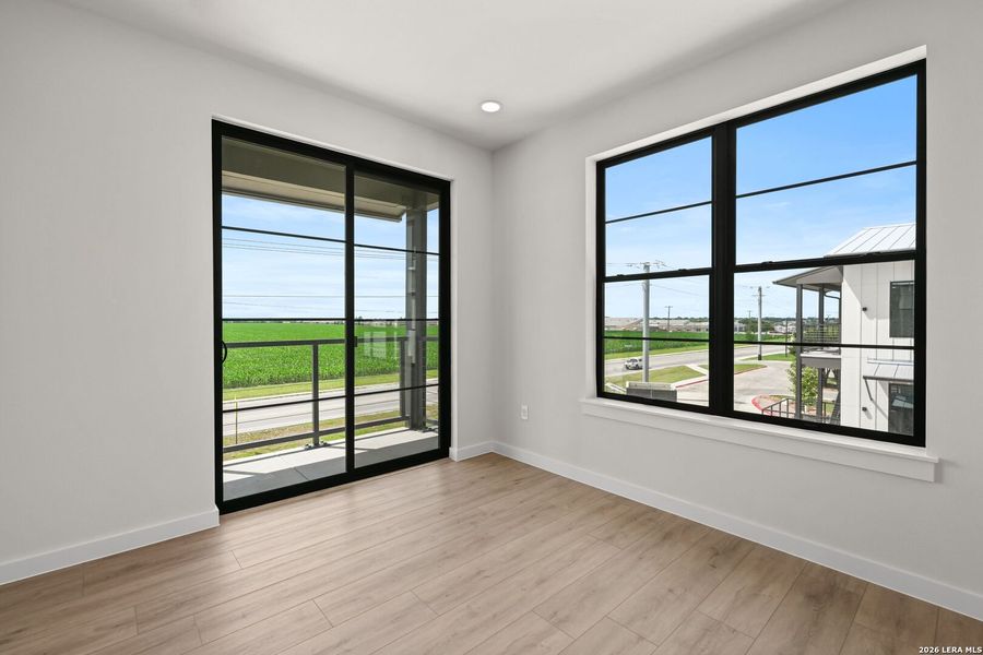 Spacious, unfurnished interior of a new home in , New Braunfels (Image 20).