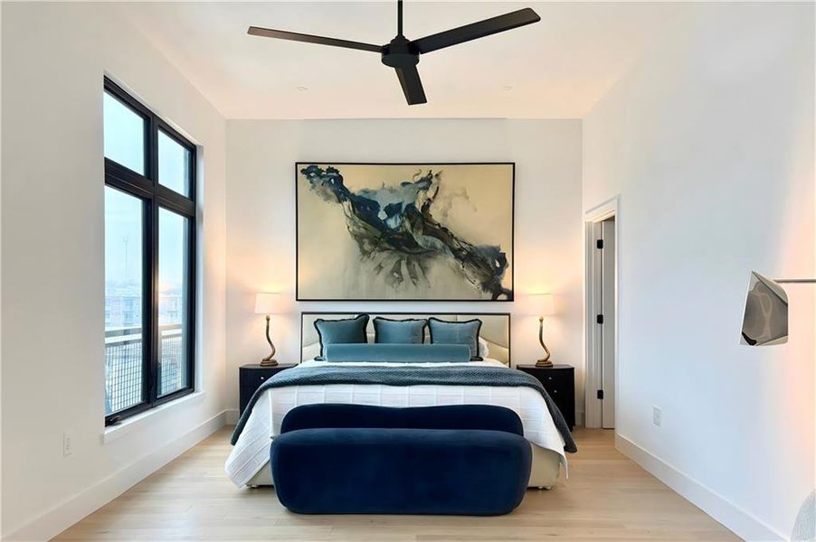 Furnished interior view inside a new home in , Atlanta (Image 15).