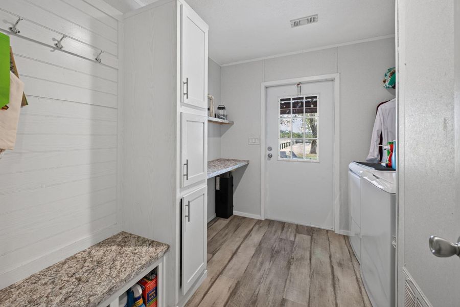 Furnished interior view inside a new home in , Hempstead (Image 12).