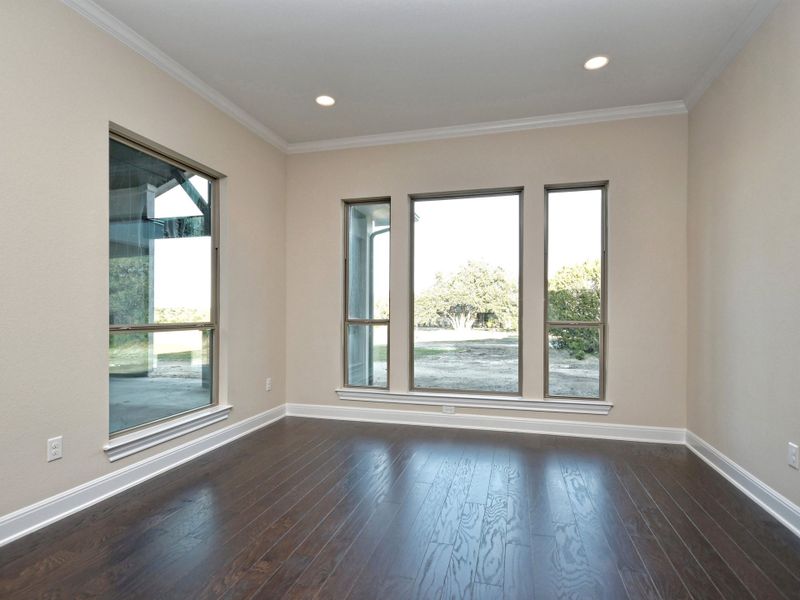 Representative unfurnished interior of a home built from the Santa Barbara II by Giddens Homes in Scofield Farms Estates, Georgetown (Image 121).