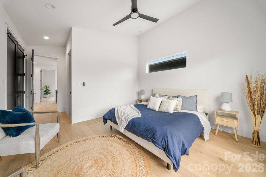 Second primary bedroom (upstairs)