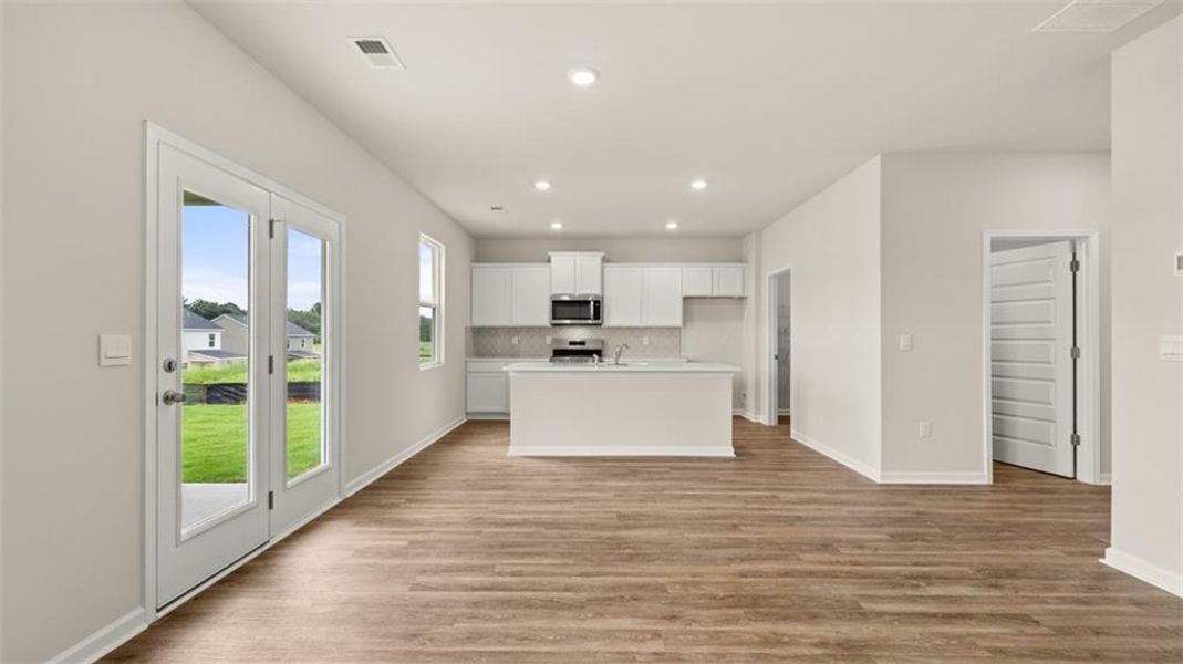 Spacious, unfurnished interior of a new home in Preserve at Dove Creek, Statham (Image 18).