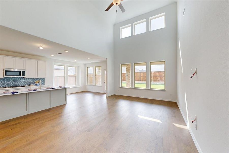 Image 41 of a home in Aster Park.