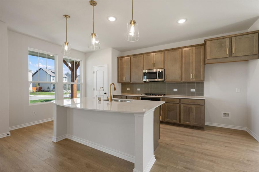 Representative images and renderings are for illustrative purposes. Actual structural options and design finishes of home may vary. Representative images and renderings are for illustrative purposes. Actual structural options and design finishes of home may vary.