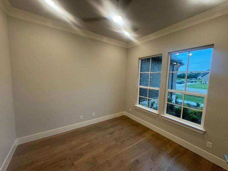 Spacious, unfurnished interior of a new home in King Crossing Estates, Van Alstyne (Image 9).