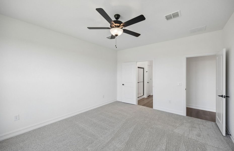 Spacious, unfurnished interior of a new home in Anna Town Square, Anna (Image 14). Spacious, unfurnished interior of a new home in Anna Town Square, Anna (Image 14).