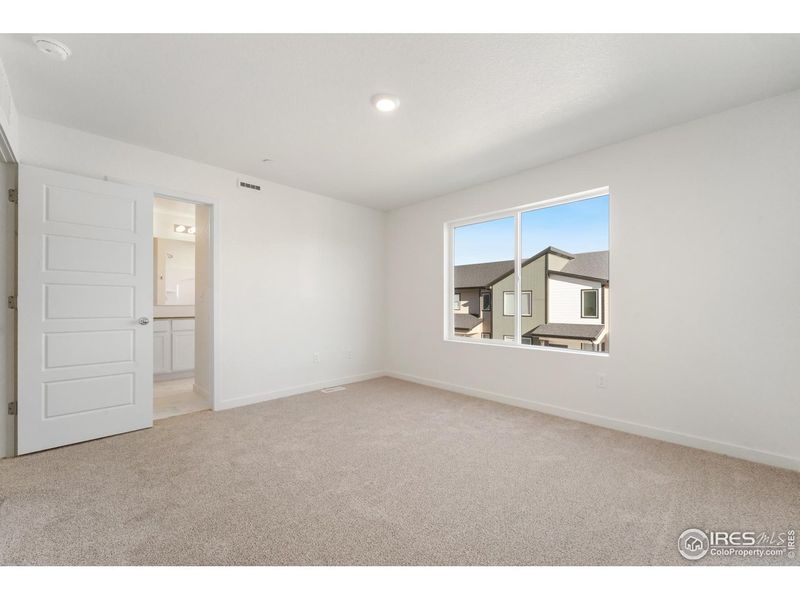 Spacious, unfurnished interior of a new home in Liberty Draw, Evans (Image 10).