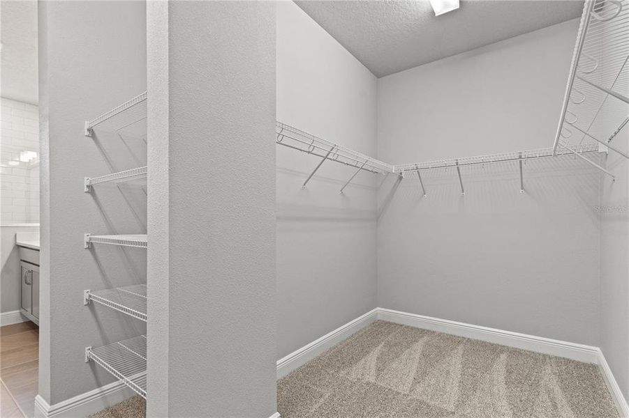 Spacious, unfurnished interior of a new home in , Parrish (Image 30).