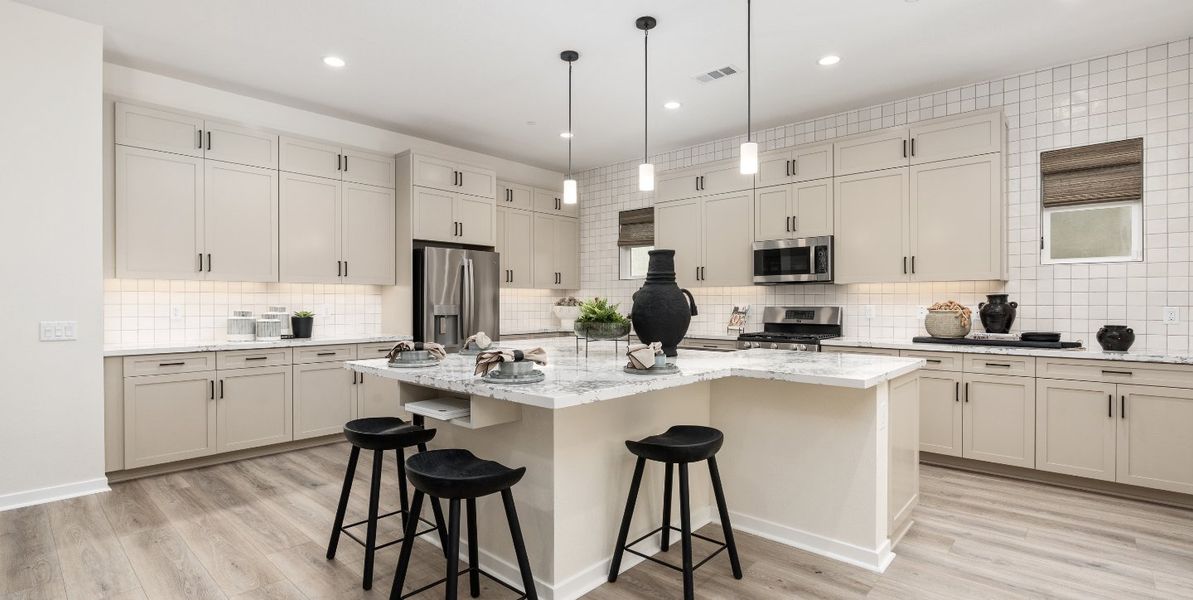 Summit at Cascade Landing - 1440x724 (29)