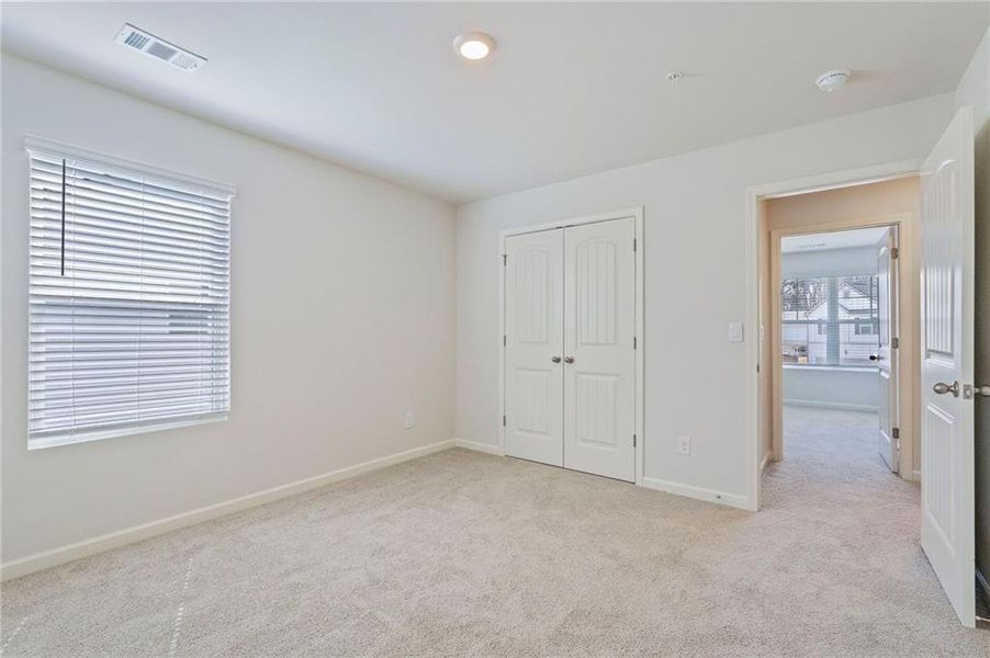 Spacious, unfurnished interior of a new home in , Fairburn (Image 22).