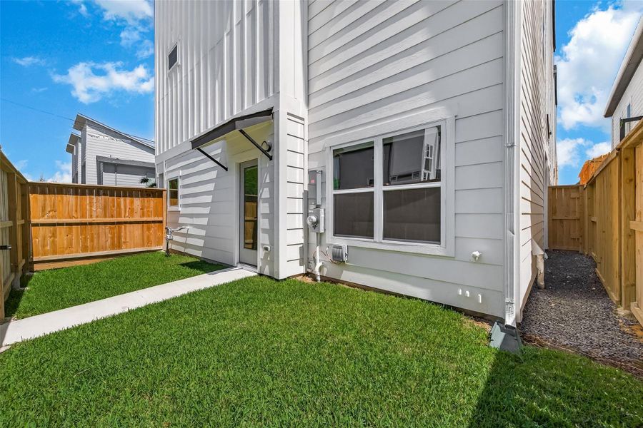 Exterior details and patio area of a home in , Houston (Image 20). Exterior details and patio area of a home in , Houston (Image 20).