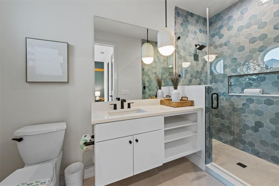 Furnished interior view inside a new home in , Sarasota (Image 9).