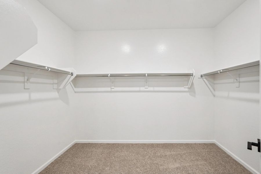 Spacious, unfurnished interior of a new home in Wales Ranch, San Tan Valley (Image 12). Spacious, unfurnished interior of a new home in Wales Ranch, San Tan Valley (Image 12).