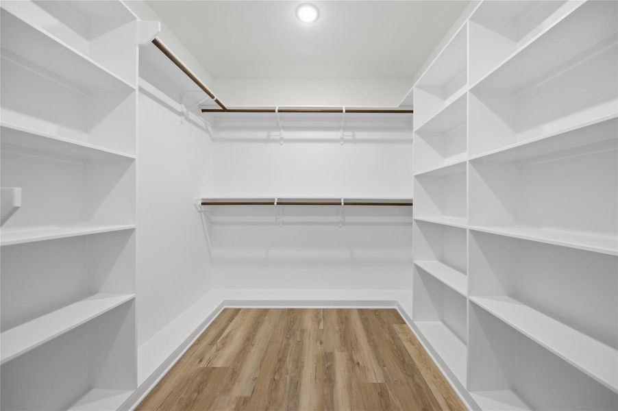 Primary closet!