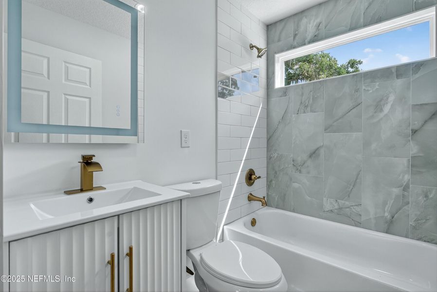 Image 56 of a home in .