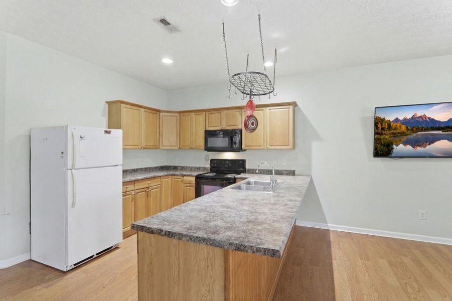 Furnished interior view inside a new home in , Senoia (Image 81).