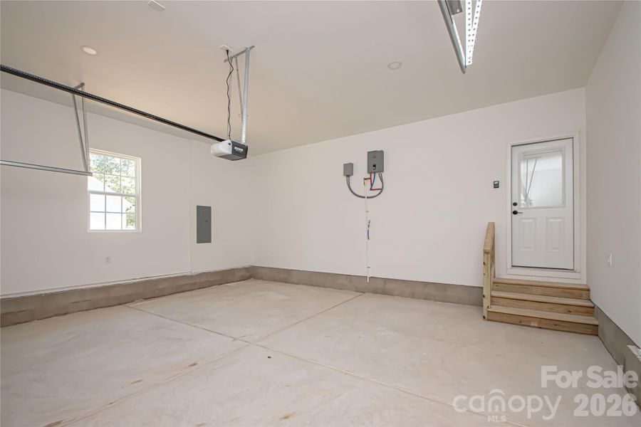 Spacious, unfurnished interior of a new home in , Chester (Image 36).