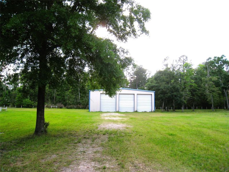 14212 - Warehouse from inside fence