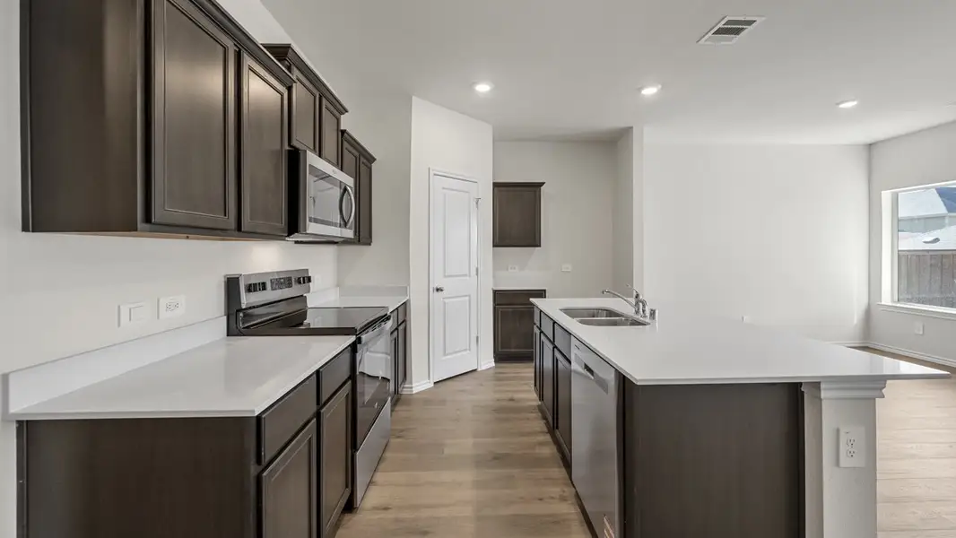 Furnished interior view inside a new home in Riverfield, Josephine (Image 14).