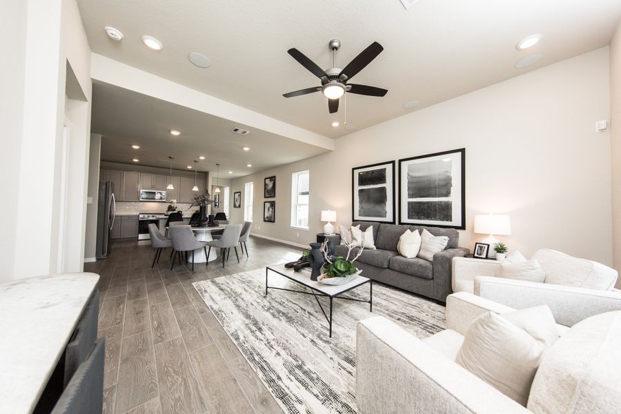 Representative furnished interior of a home built from the Wallace by Beazer Homes in Laurel Landing: Founders Collection, Alvin (Image 7). Representative furnished interior of a home built from the Wallace by Beazer Homes in Laurel Landing: Founders Collection, Alvin (Image 7).