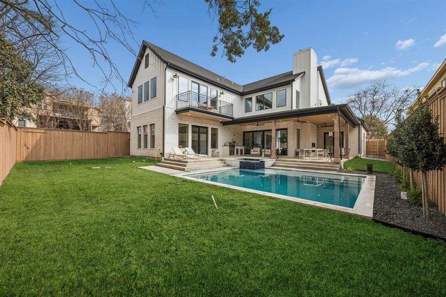 Exterior details and patio area of a home in , Dallas (Image 22).