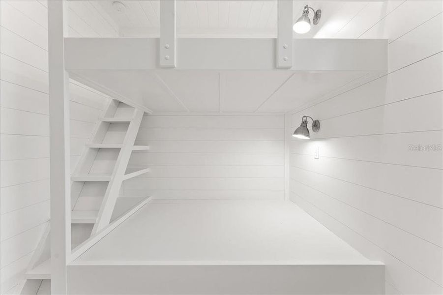 Image 63 of a home in .