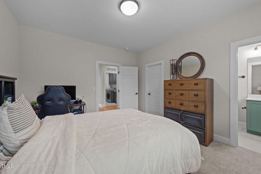 48-web-or-mls-VB4A1217