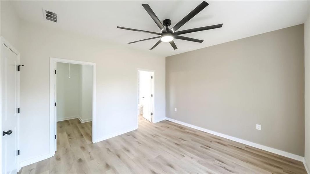 Spacious, unfurnished interior of a new home in , Tallapoosa (Image 21).