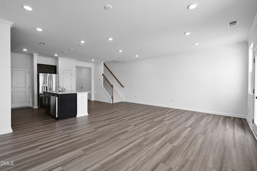 SUN_MyrtleMeadows_Pic_CarsonII-9