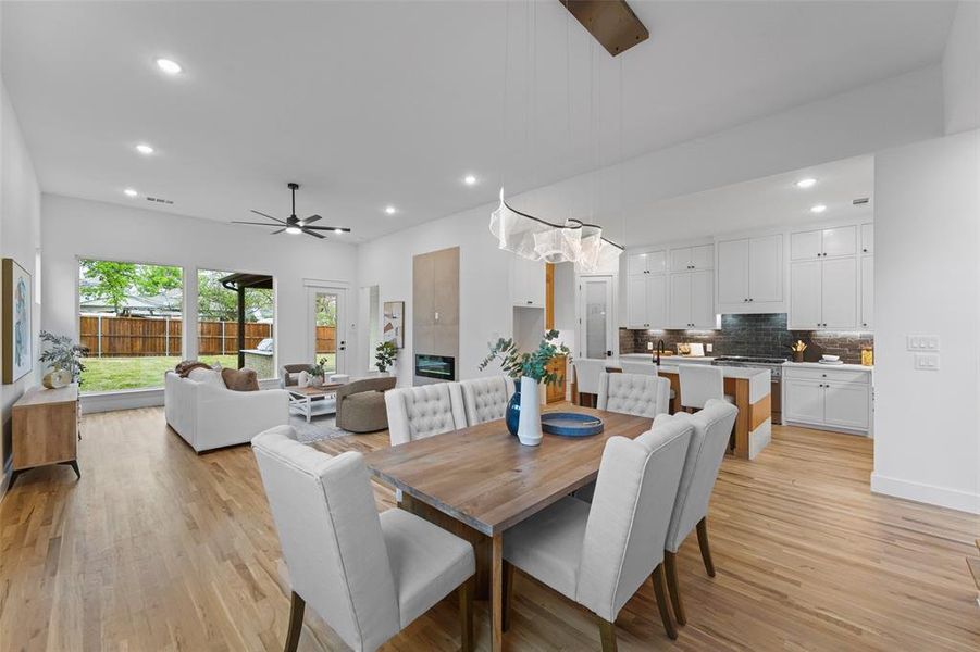 Furnished interior view inside a new home in , Dallas (Image 32).