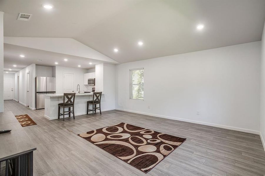 Furnished interior view inside a new home in Tolar Oaks, Tolar (Image 8).