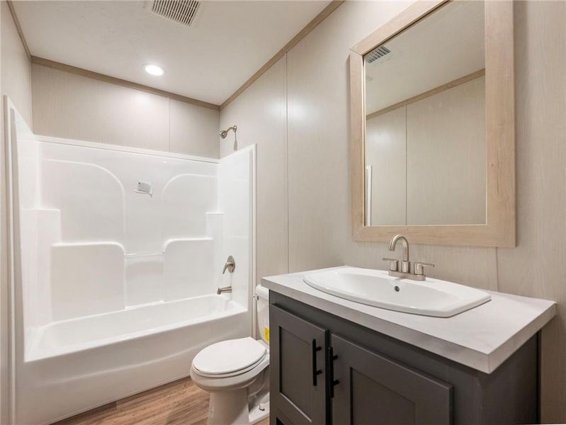 Furnished interior view inside a new home in , Gainesville (Image 12).