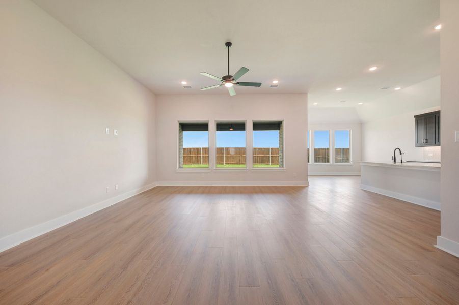 Spacious, unfurnished interior of a new home in LaPrelle, Fort Worth (Image 17).