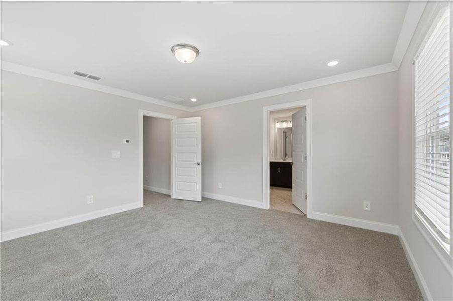 Spacious, unfurnished interior of a new home in Martin Springs - Highland Series, Lawrenceville (Image 28).