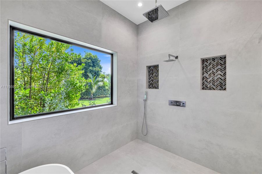 Image 31 of a home in .