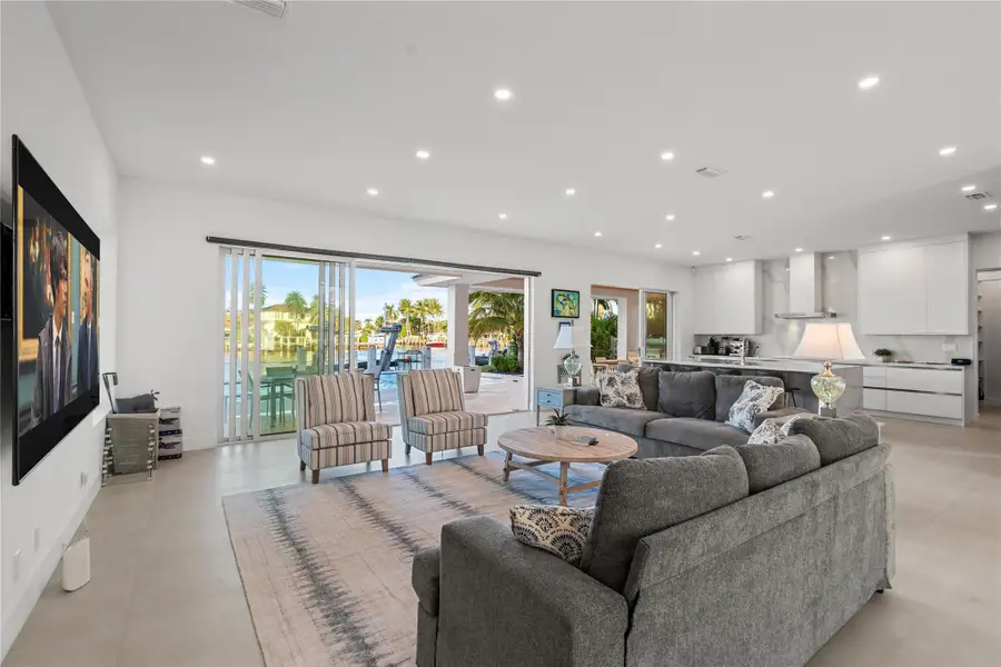 Furnished interior view inside a new home in , Pompano Beach (Image 2).