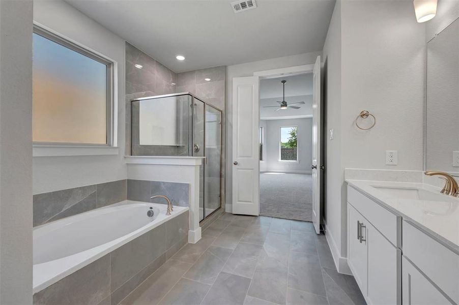 Furnished interior view inside a new home in Aster Park, McKinney (Image 5).