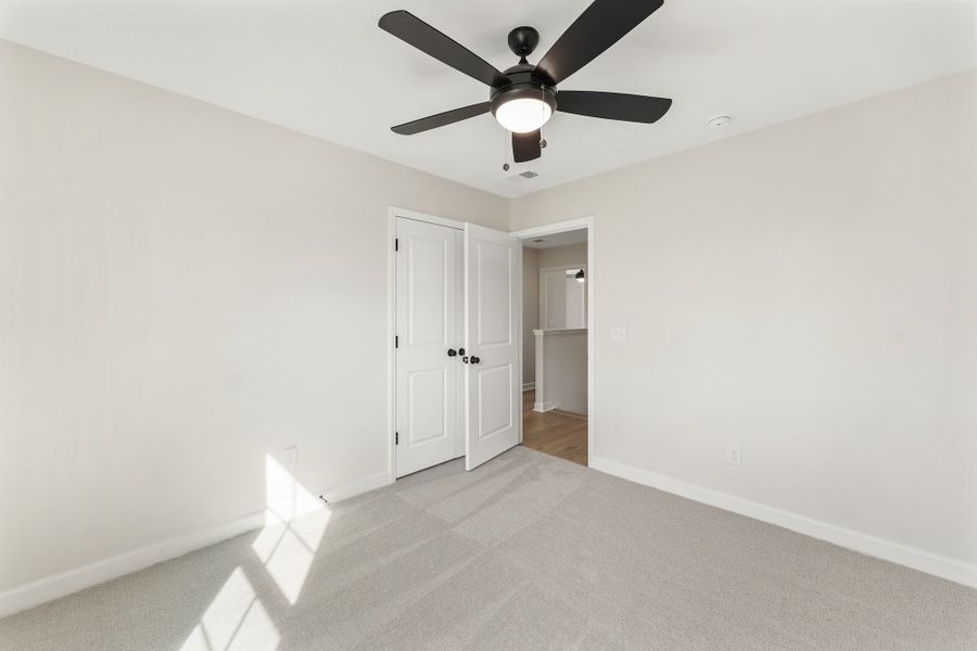 Spacious, unfurnished interior of a new home in Parris Meadows, Chesnee (Image 30).