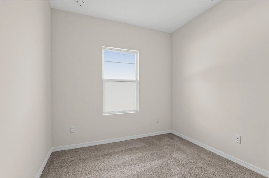 Spacious, unfurnished interior of a new home in Catamaran Cove, Rockledge (Image 16).