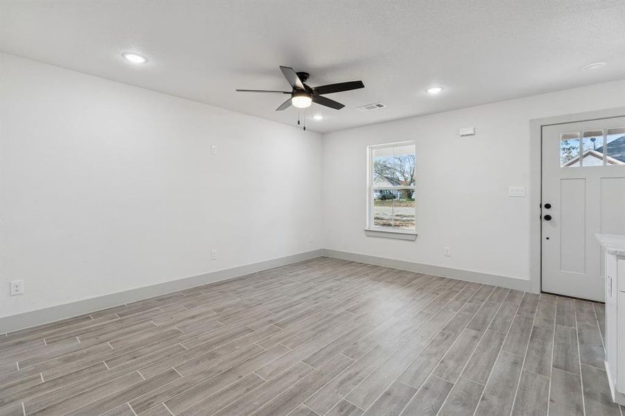 Spacious, unfurnished interior of a new home in , Granbury (Image 19). Spacious, unfurnished interior of a new home in , Granbury (Image 19).