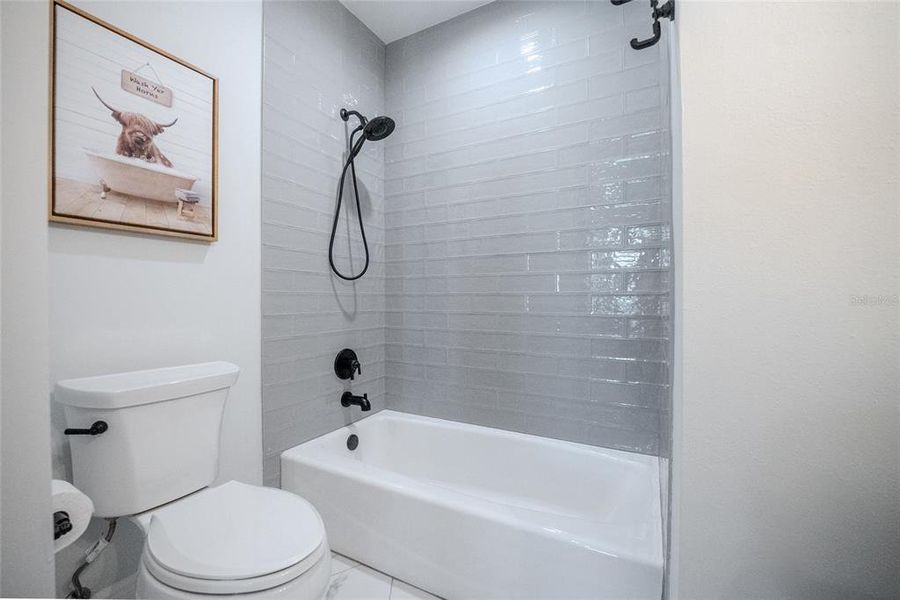 Furnished interior view inside a new home in , Ocala (Image 34).