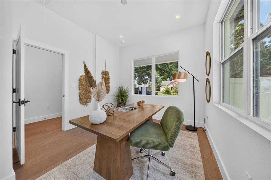 Furnished interior view inside a new home in , St. Petersburg (Image 14).